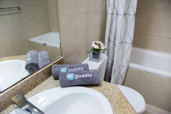 Дубай: HiGuests Vacation Homes - Marina Crown