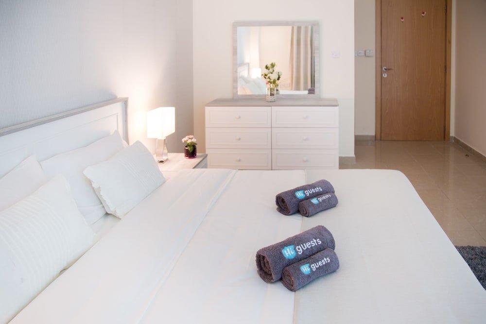 Дубай: HiGuests Vacation Homes - Marina Crown