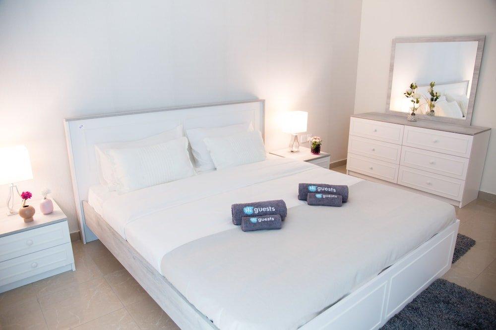 Дубай: HiGuests Vacation Homes - Marina Crown