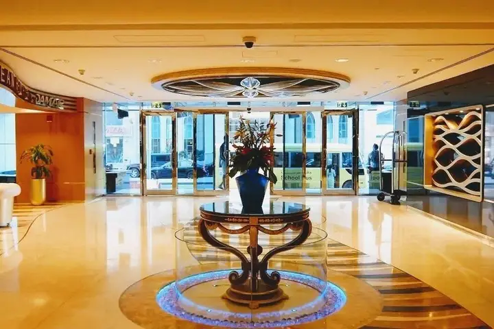 carousel image 3