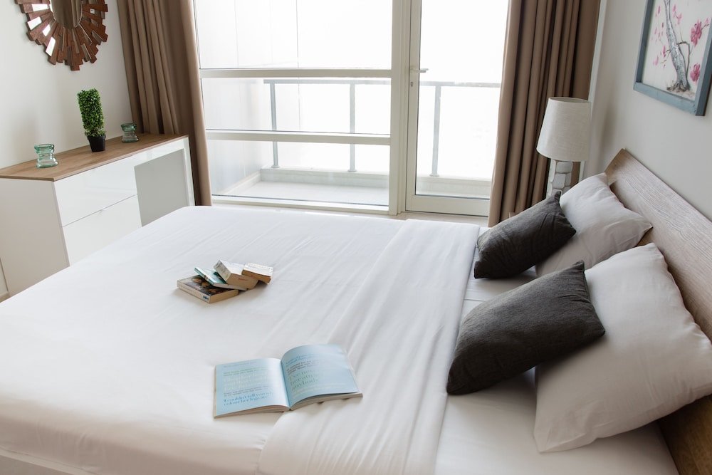 Дубай: HiGuests Vacation Homes - Al Sahab 2