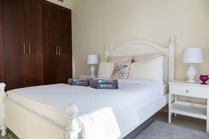 Дубай: HiGuests Vacation Homes - StandPoint