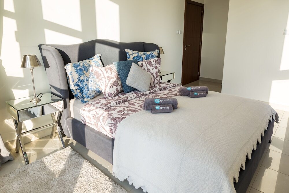 Дубай: HiGuests Vacation Homes - StandPoint
