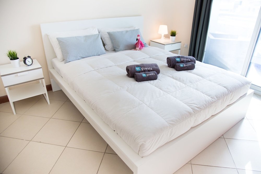 Дубай: HiGuests Vacation Homes - Diamond 1