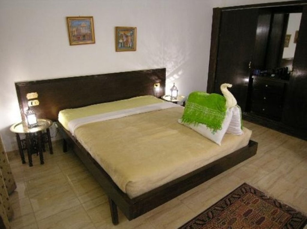 Луксор: El Nakhil Hotel