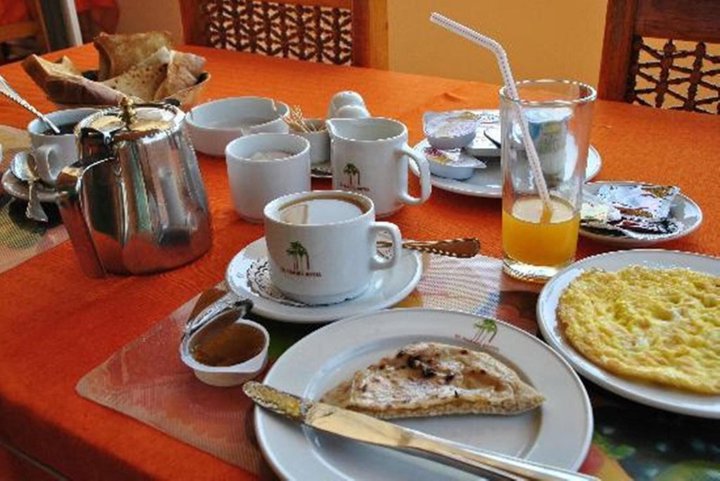 Луксор: El Nakhil Hotel