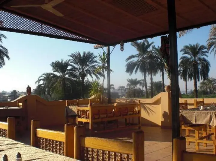 Луксор: El Nakhil Hotel