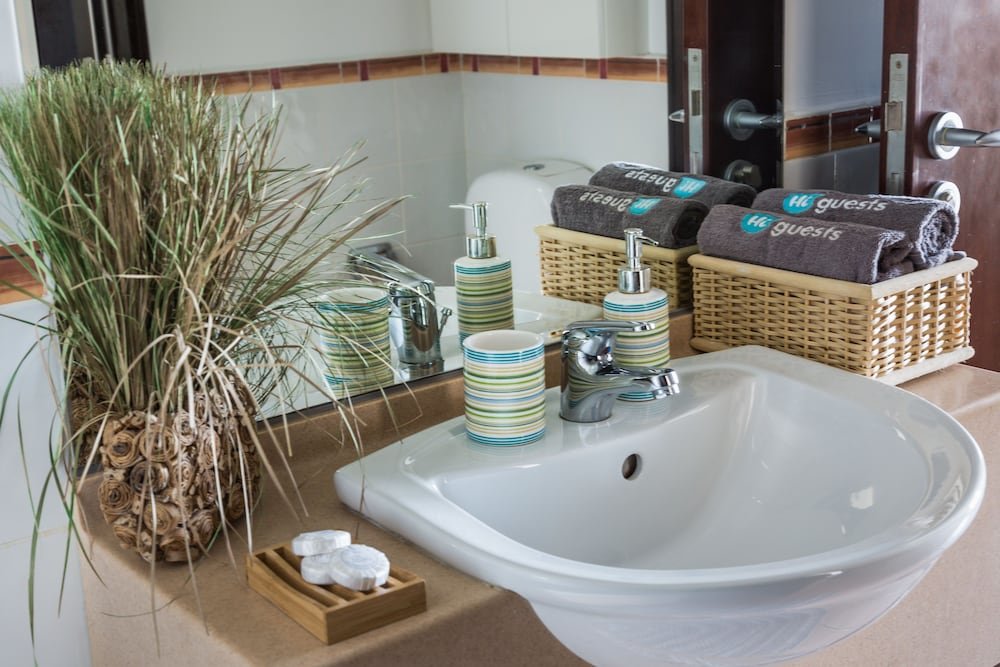 Дубай: HiGuests Vacation Homes - La Riviera