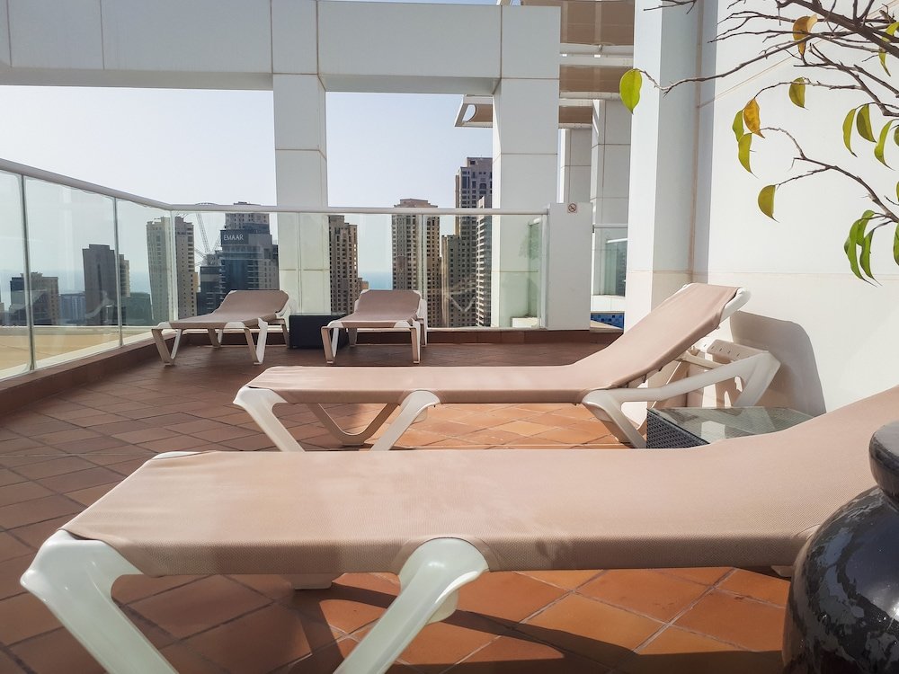 Дубай: HiGuests Vacation Homes - La Riviera
