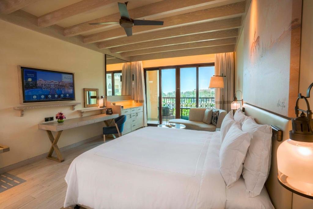 Абу-Даби: Saadiyat Rotana Resort and Villas