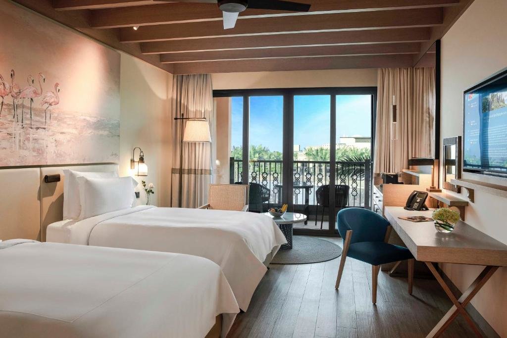 Абу-Даби: Saadiyat Rotana Resort and Villas