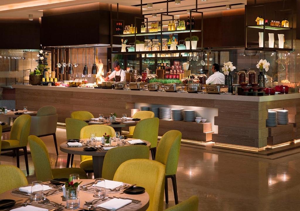 Абу-Даби: Saadiyat Rotana Resort and Villas