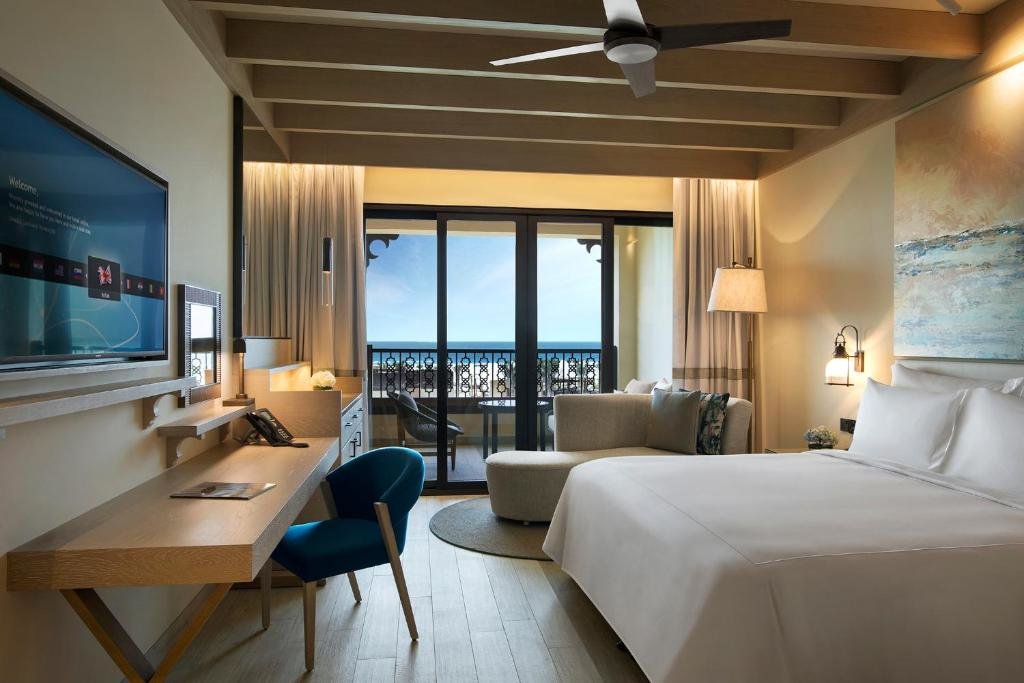 Абу-Даби: Saadiyat Rotana Resort and Villas