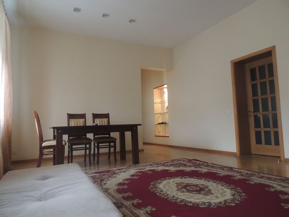 carousel image 4