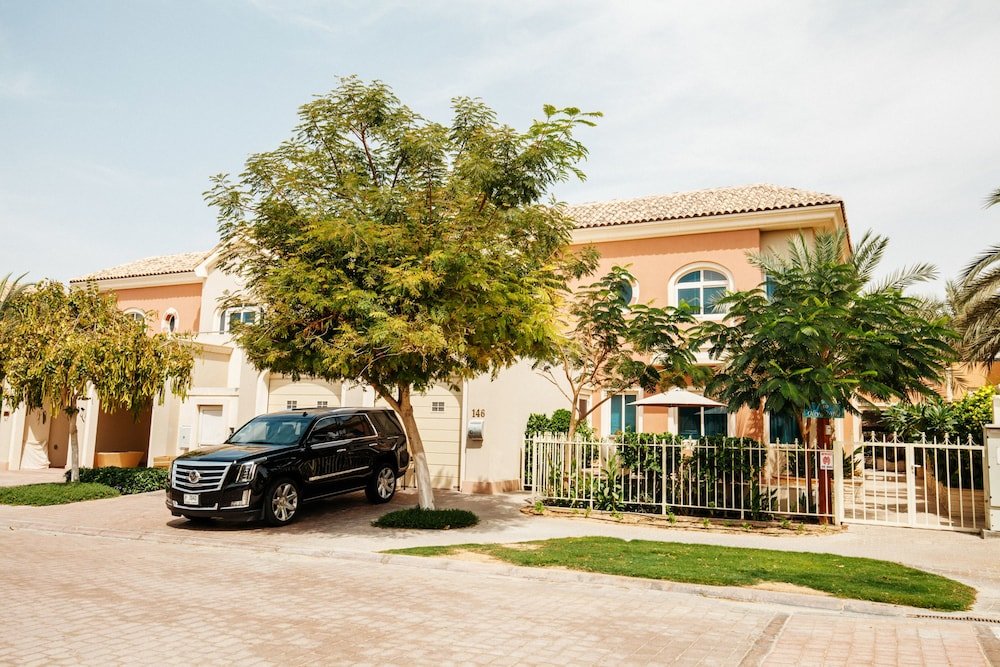 Дубай: Fantastay - Dubai Sports City