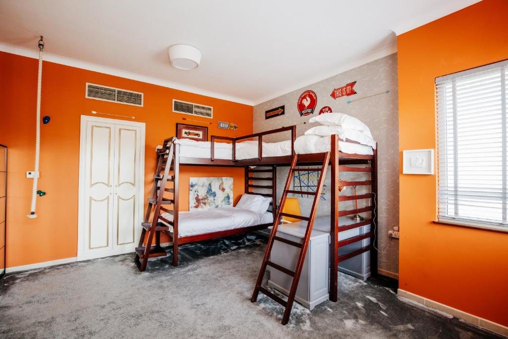 Дубай: Fantastay - Dubai Sports City