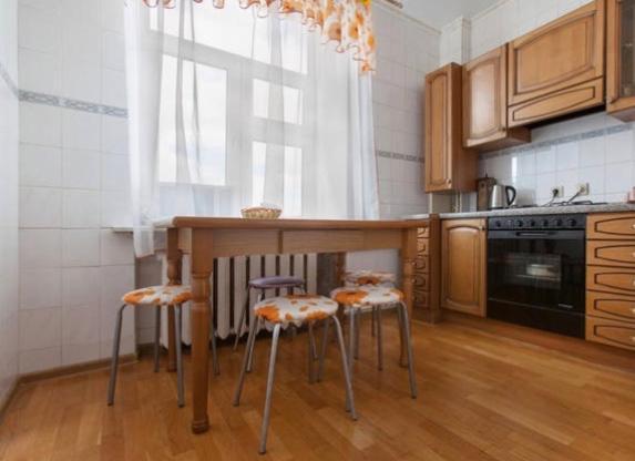 Казань: Apartment by Kremlin