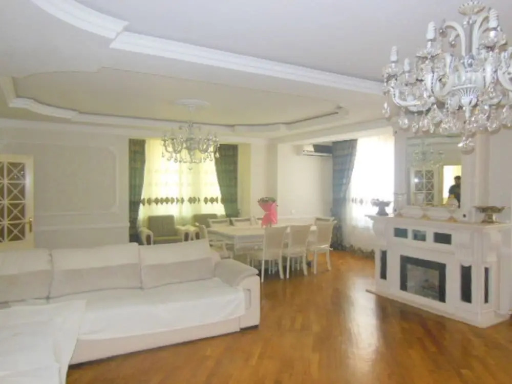 Баку: Вилла Great Triplex