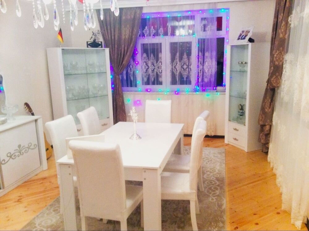 Шеки: Отель Hause on Ashiq Cuma steet 8