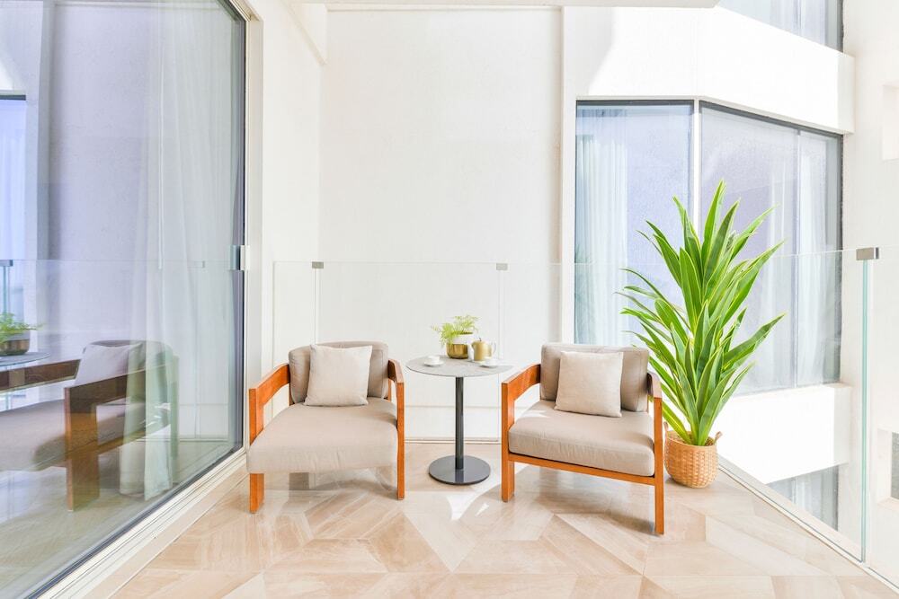 Дубай: Five Palm Residences