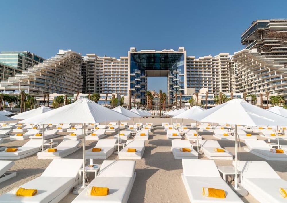 Дубай: Five Palm Residences