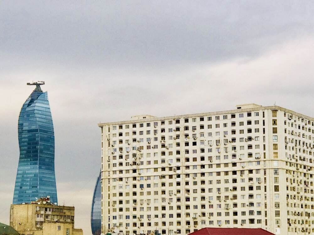 Баку: Апартаменты «Check-in ТЦ Metropark»