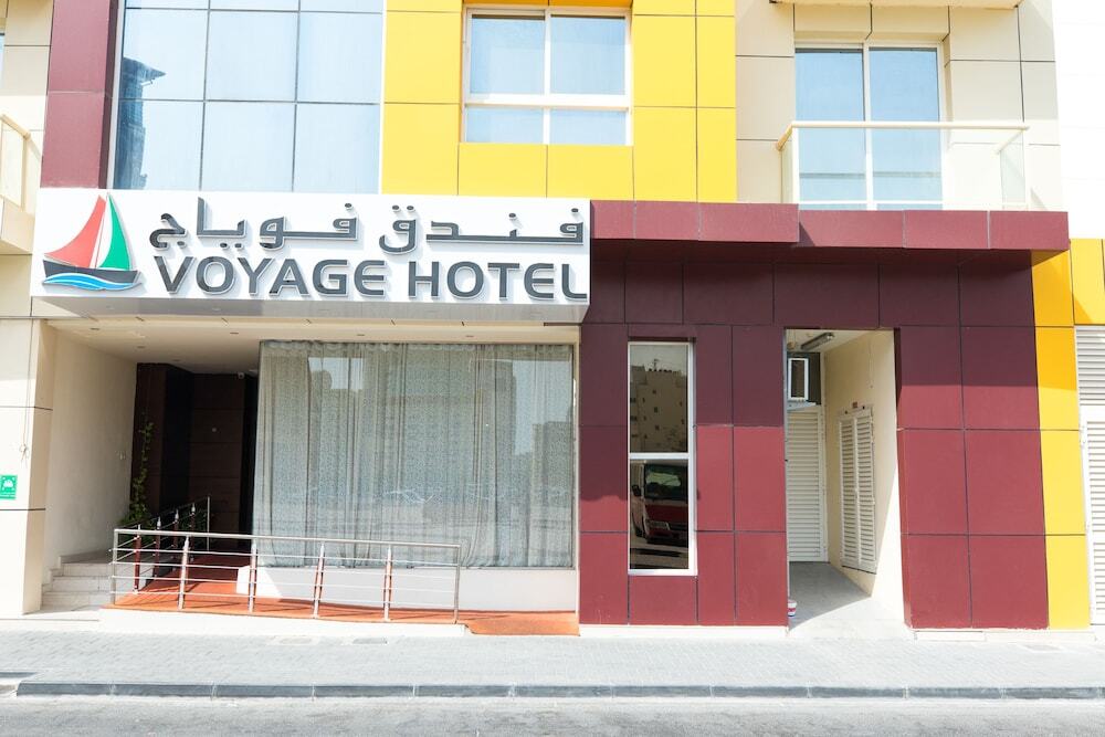 Дубай: Voyage Hotel