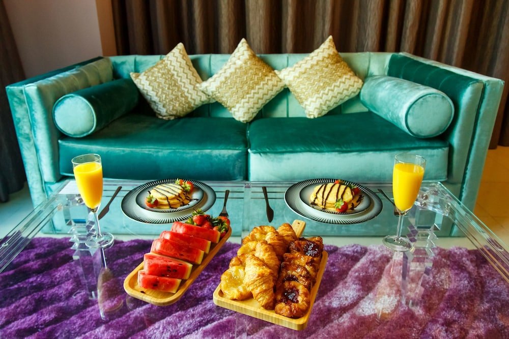 Дубай: Furnished Apartment in Dubai Marina