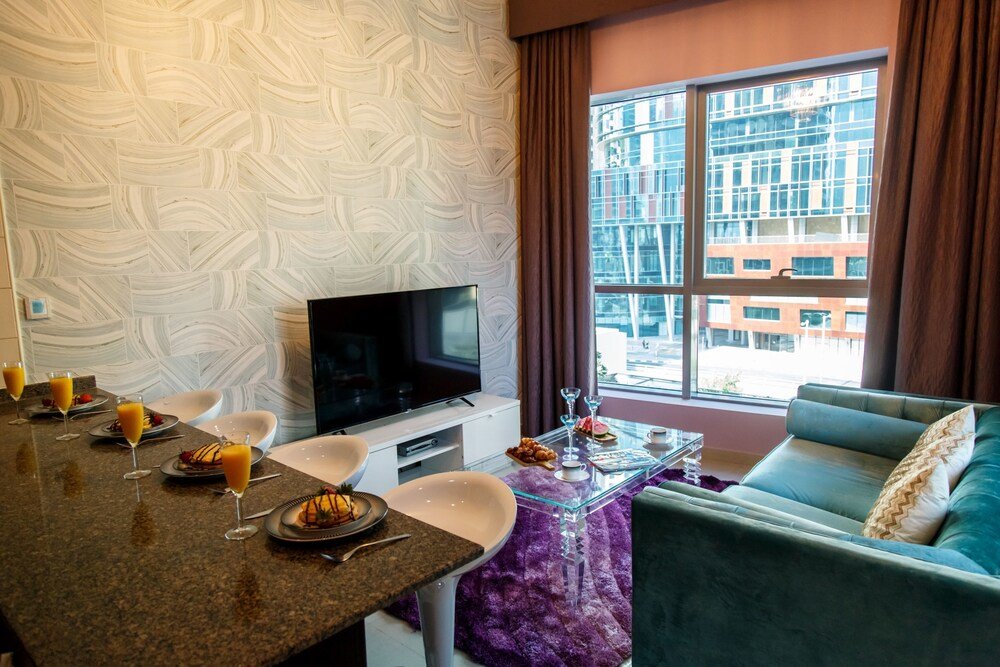 Дубай: Furnished Apartment in Dubai Marina