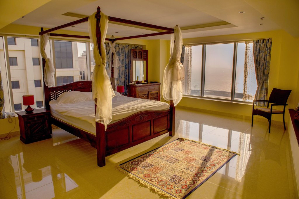 Дубай: Jbr 3 Bedroom Duplex Apartment