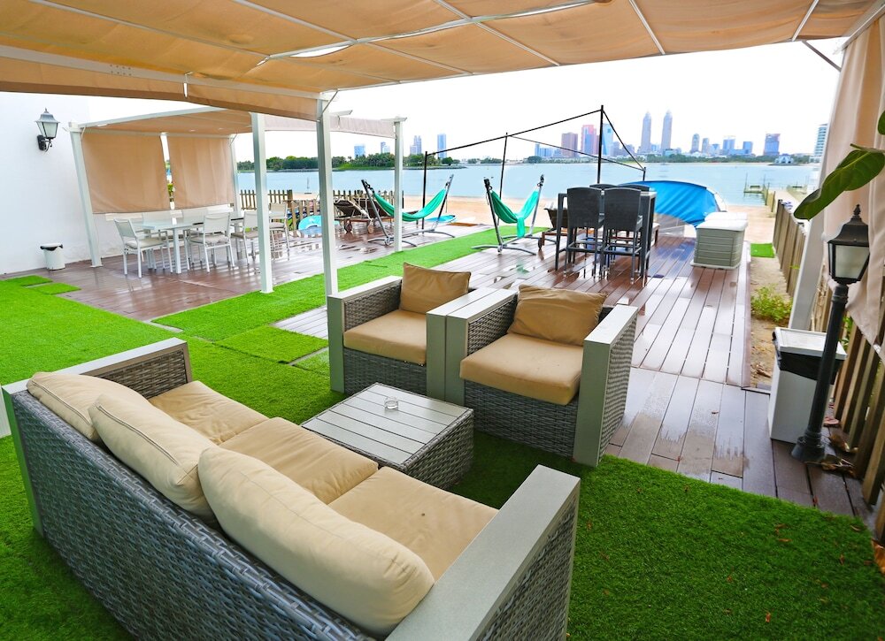 Дубай: Yanjoon Holiday Homes - Palma Residence