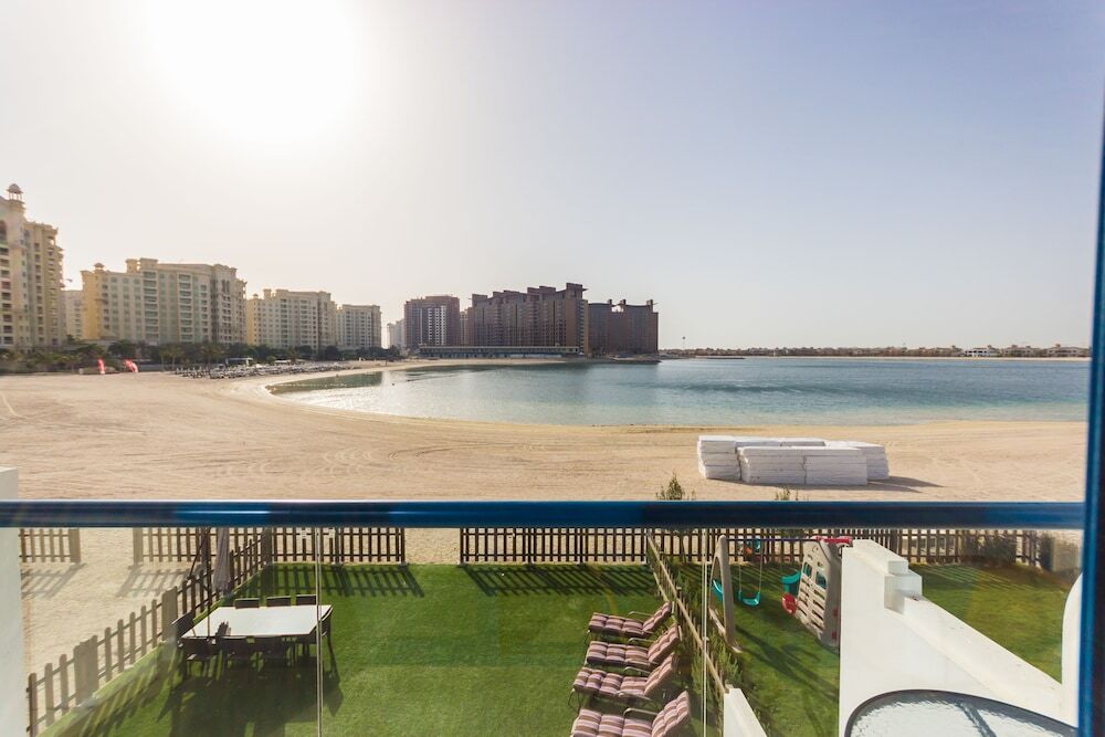 Дубай: Yanjoon Holiday Homes - Palma Residence