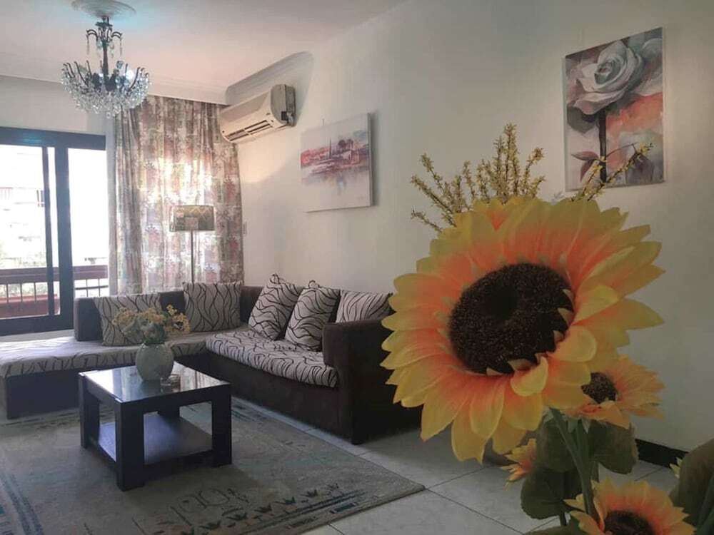 Каир: Heliopolis Apartment