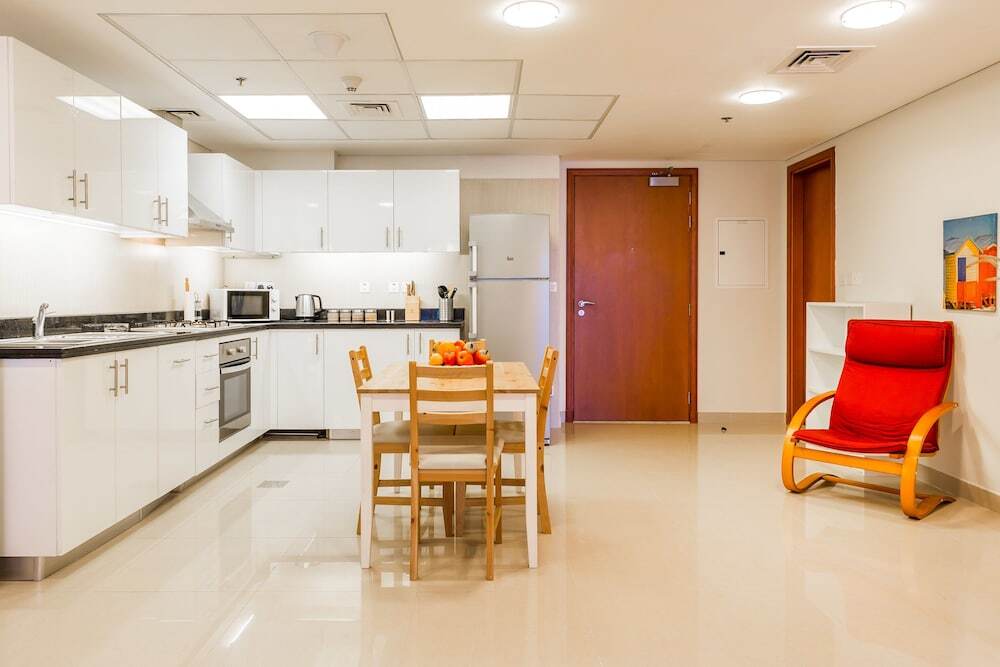Дубай: Park Towers by Deluxe Holiday Homes