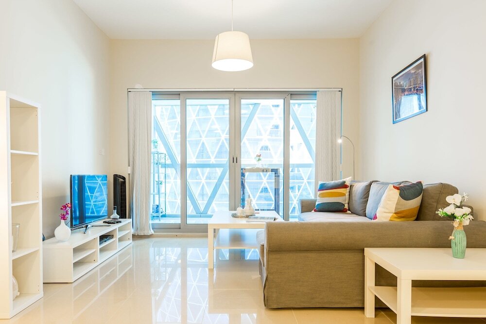 Дубай: Park Towers by Deluxe Holiday Homes