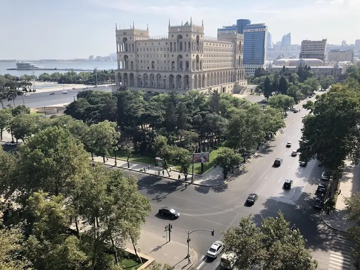 Баку: Apartment perfect view F1 and Sea