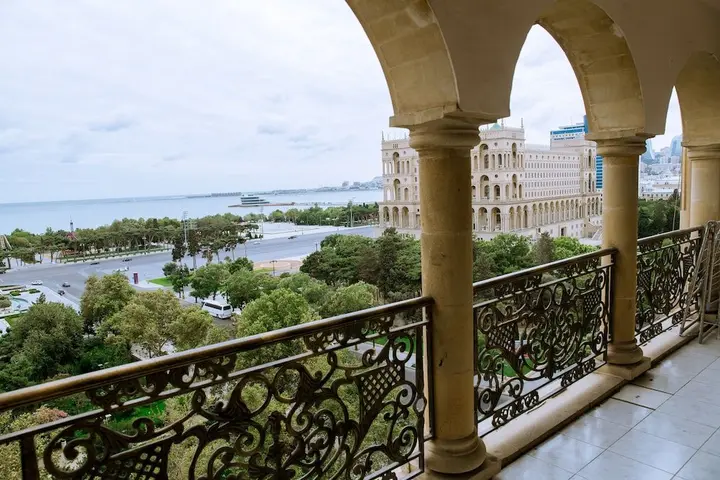 Баку: Apartment perfect view F1 and Sea