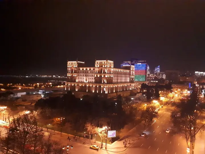 Баку: Apartment perfect view F1 and Sea