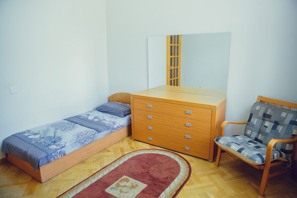 Баку: Clock Tower Apartment in Baku