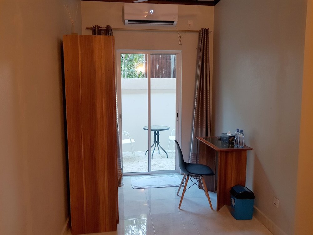 Атолл Алиф-Дхаалу: Omadhoo Inn