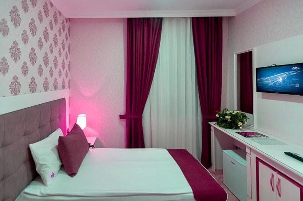 Баку: Отель Maris Baku