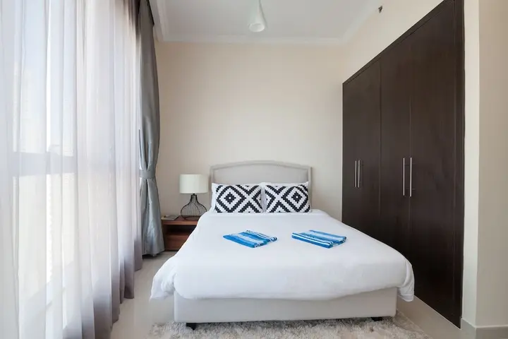Дубай: Bay Central- 4 Bedroom Apartment