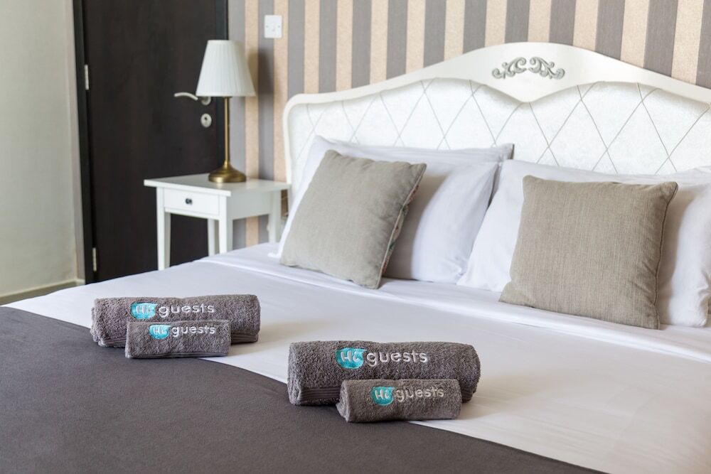 Дубай: Higuests Vacation Homes - Marina Wharf 1