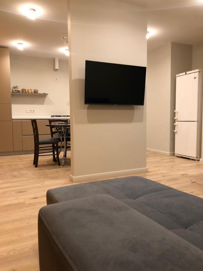 Казань: Apartment On Galiaskara Kamala 53