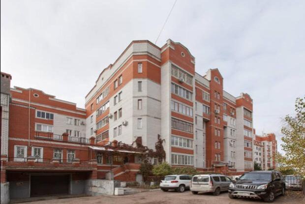 Казань: Apartment On Galiaskara Kamala 53