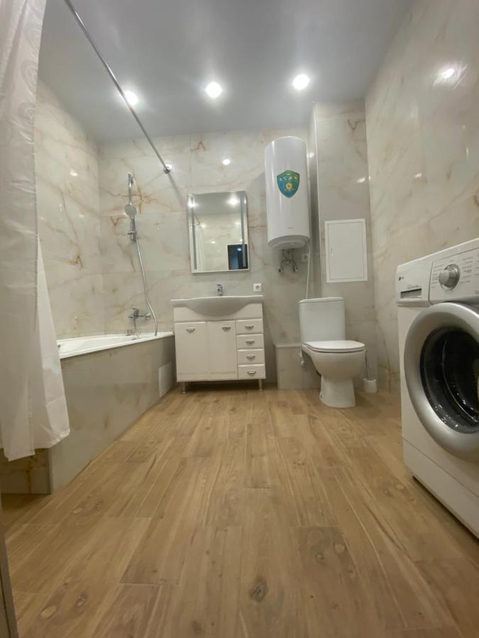 Казань: Apartment On Galiaskara Kamala 53