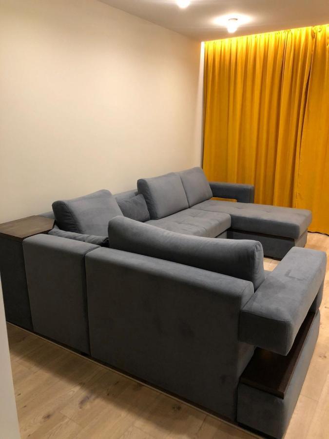 Казань: Apartment On Galiaskara Kamala 53