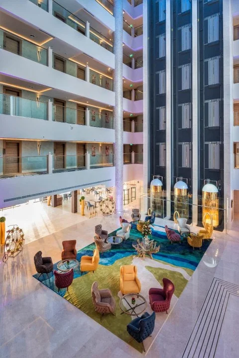 Дубай: Royal Central Hotel & Resort — the Palm