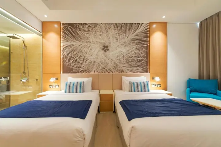Дубай: Royal Central Hotel & Resort — the Palm