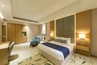 Дубай: Royal Central Hotel & Resort — the Palm